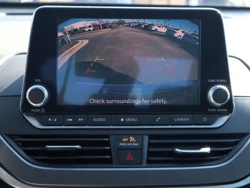 Used 2023 Nissan Altima 2.5 SR image 15