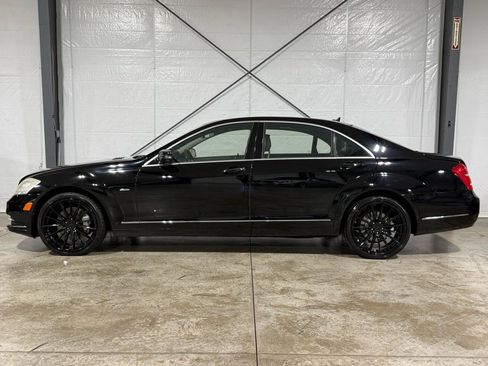Used 2012 Mercedes-Benz S 550 4MATIC image 2