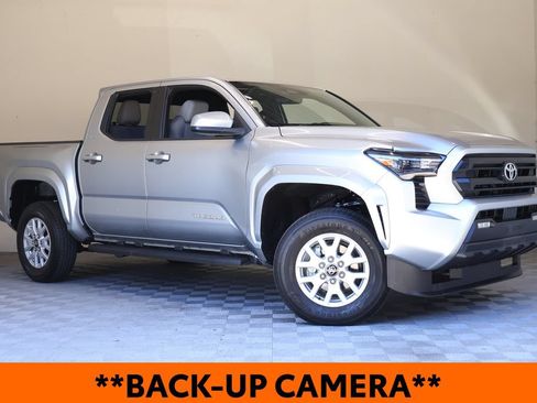 Used 2024 Toyota Tacoma SR5 AWD/4WD image 2