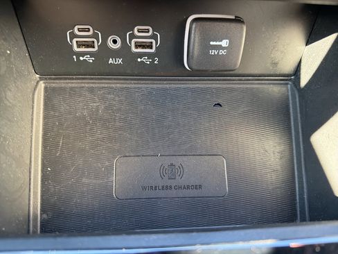 Used 2025 Jeep Grand Cherokee L Altitude image 14