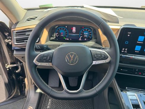 Certified 2026 Volkswagen Atlas SE AWD/4WD image 10