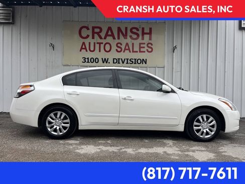 Used 2012 Nissan Altima 2.5 S FWD image 2