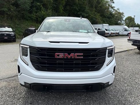 Used 2022 GMC Sierra 1500 Elevation AWD/4WD image 8