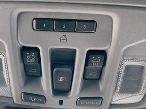 Used 2020 GMC Sierra 2500 Denali w/ Denali Ultimate Package image 44