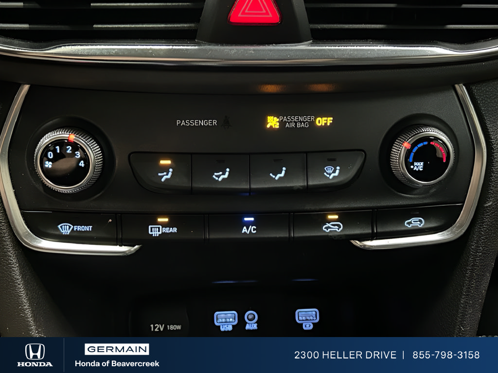 Used 2020 Hyundai Santa Fe SE FWD image 20