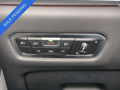 Used 2022 BMW X7 xDrive40i w/ Premium Package AWD/4WD image 34
