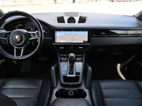Used 2019 Porsche Cayenne image 7