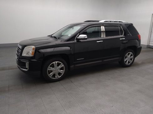 Used 2016 GMC Terrain SLT w/ Driver Alert Package I FWD image 2