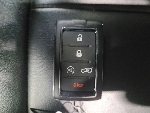 Used 2023 Jeep Grand Cherokee 4WD 4xe image 32