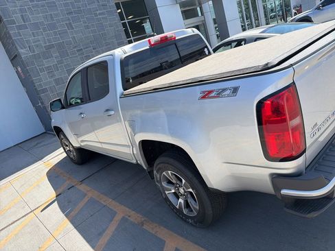 Used 2019 Chevrolet Colorado Z71 AWD/4WD image 6