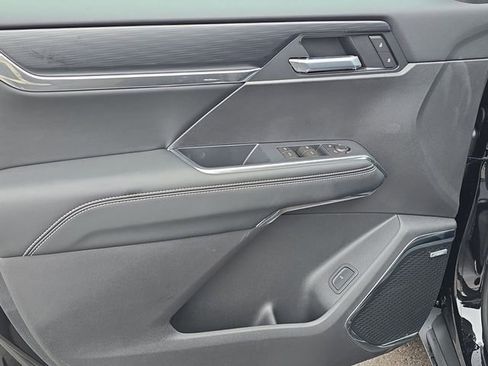 New 2026 GMC Acadia Elevation w/ Elevation Premium Package image 19