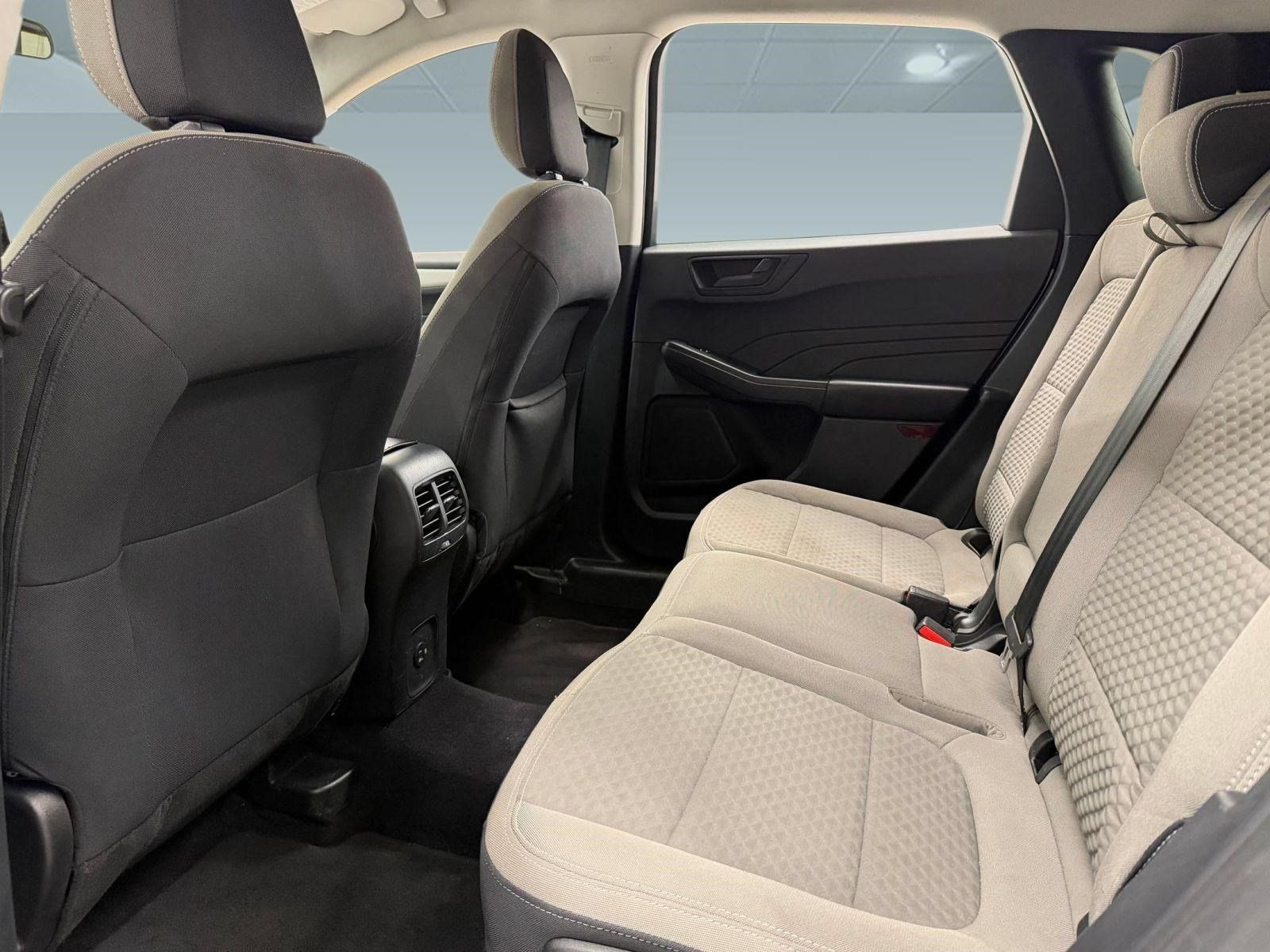 Used 2022 Ford Escape SE w/ SE Sport Appearance Package AWD/4WD image 27