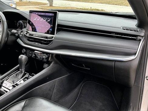 Used 2022 Jeep Compass High Altitude image 22