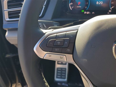 New 2026 Volkswagen Atlas Cross Sport SEL R-Line image 30