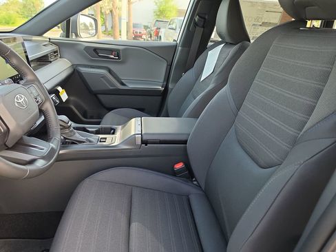 New 2026 Toyota RAV4 SE w/ Convenience Package AWD/4WD image 8