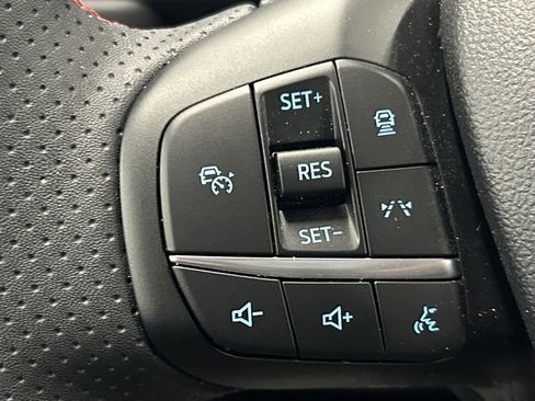 Used 2025 Ford Escape ST-Line Select w/ Tech Pack #2 AWD/4WD image 22