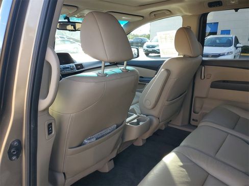 Used 2012 Honda Odyssey Touring image 14