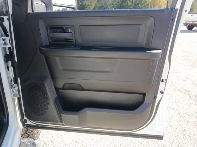 Used 2024 RAM 2500 Tradesman w/ Chrome Appearance Group AWD/4WD image 28