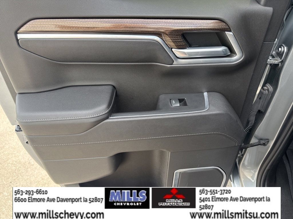 Used 2023 Chevrolet Silverado 1500 LT AWD/4WD image 20