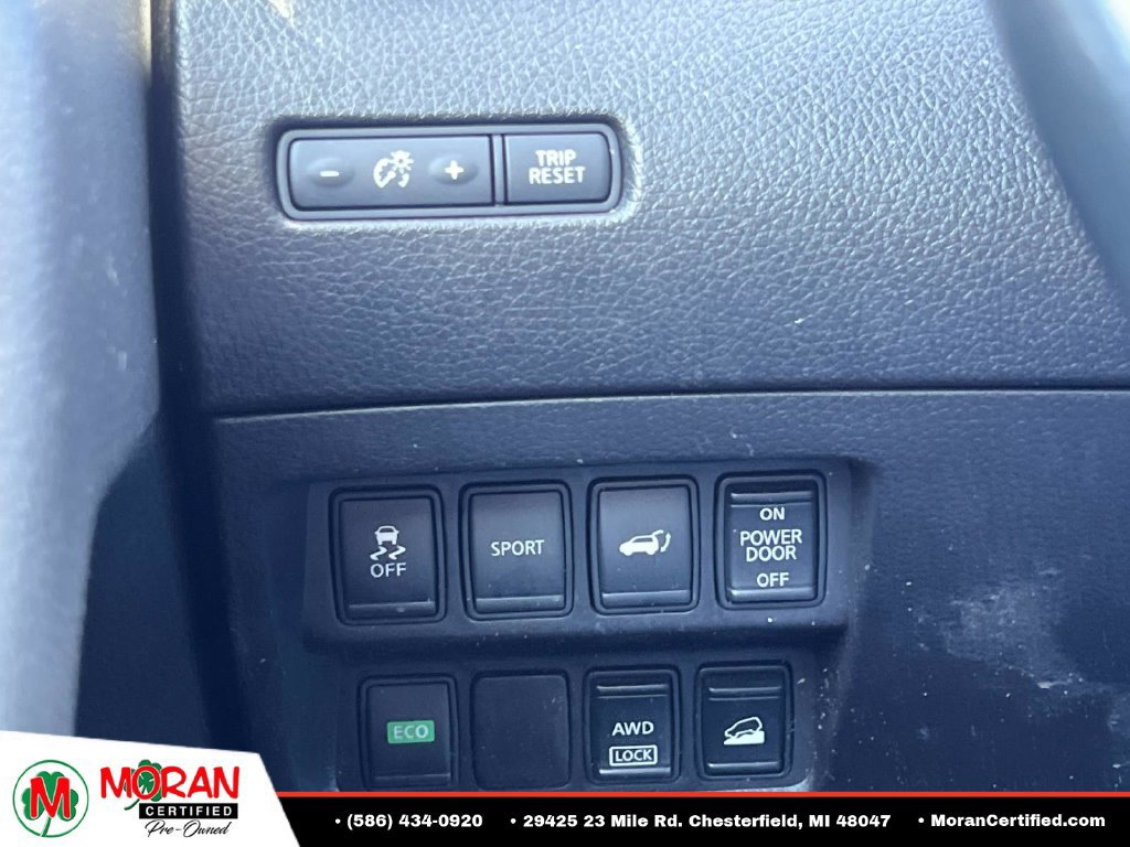 Used 2015 Nissan Rogue SL AWD/4WD image 26