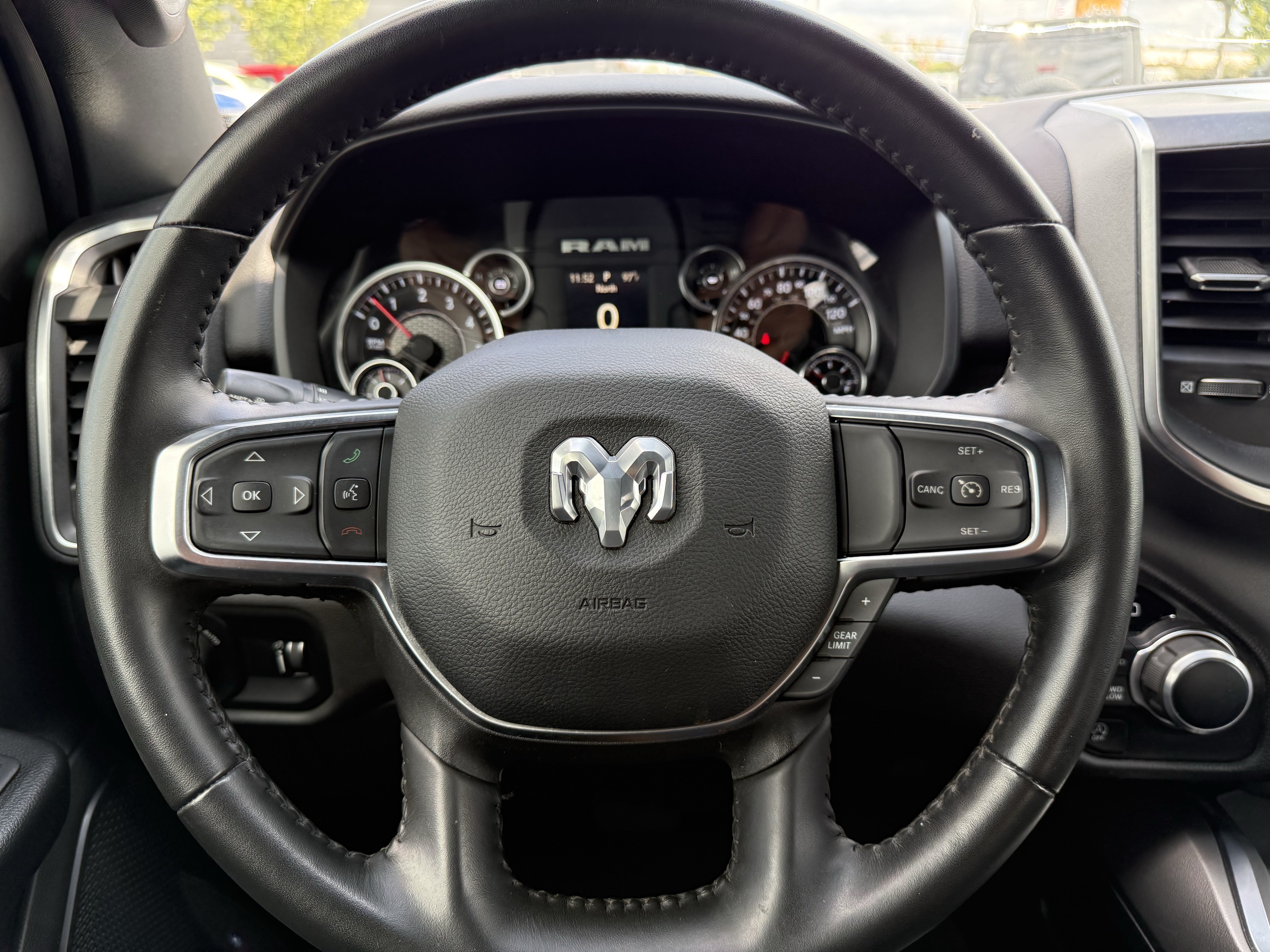 Used 2024 RAM 1500 Big Horn AWD/4WD image 17