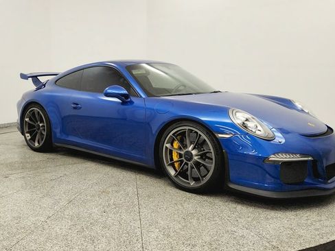 Used 2015 Porsche 911 GT3 RWD image 7