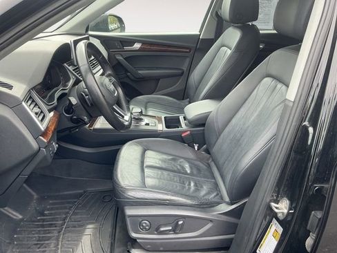 Used 2018 Audi Q5 2.0T Premium Plus w/ Premium Plus Package image 9
