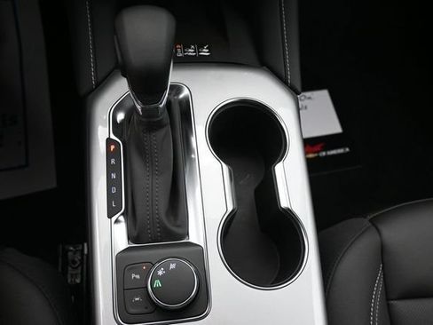 New 2026 Chevrolet Blazer LT w/ LPO, Black Sport Package FWD image 19