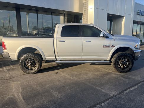 Used 2018 RAM 2500 Laramie AWD/4WD image 8