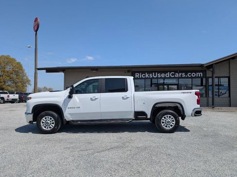 Used 2020 Chevrolet Silverado 2500 LT image 11