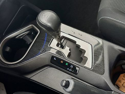 Used 2018 Toyota RAV4 Adventure image 20