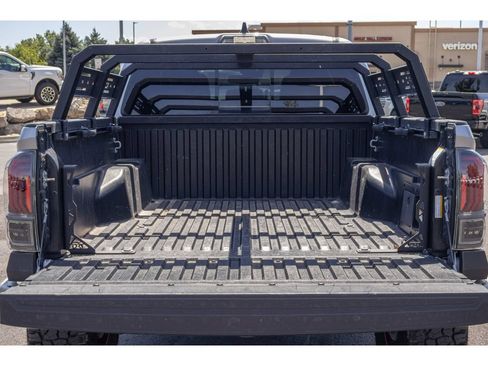 Used 2021 Toyota Tacoma TRD Off-Road w/ Technology Package AWD/4WD image 14
