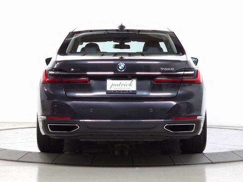 Used 2020 BMW 750i xDrive image 9