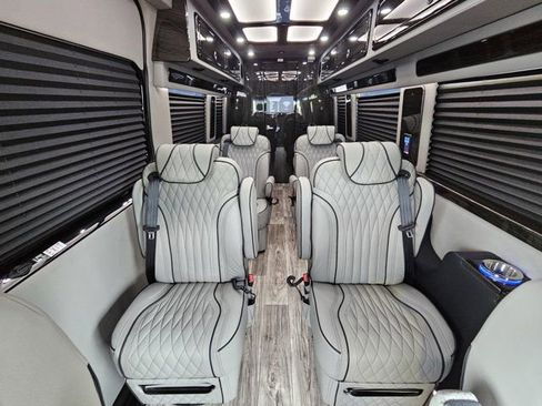 New 2024 Mercedes-Benz Sprinter 3500 image 37