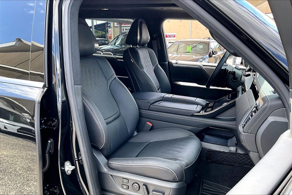 New 2027 INFINITI QX80 Autograph w/ Premium Cargo Package AWD/4WD image 9