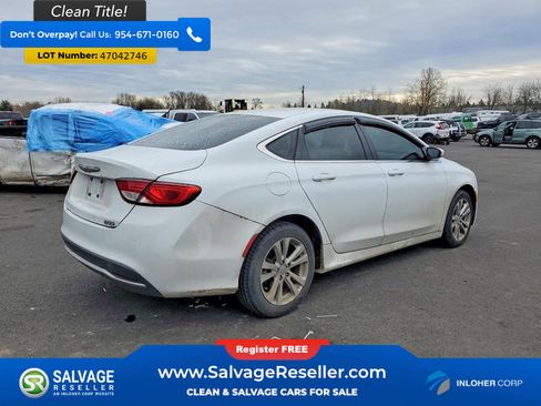 Used 2015 Chrysler 200 Limited image 4