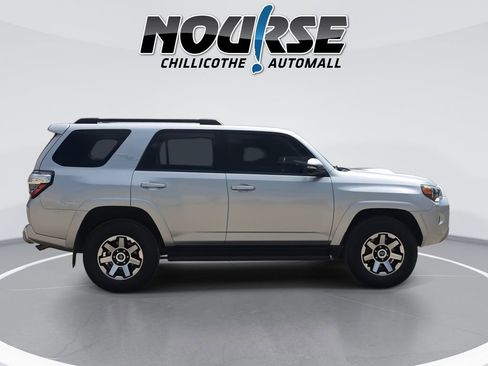 Used 2024 Toyota 4Runner TRD Off-Road Premium w/ Moonroof Package AWD/4WD image 9