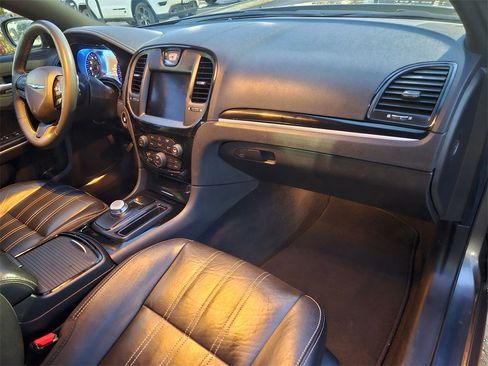 Used 2023 Chrysler 300 S image 36
