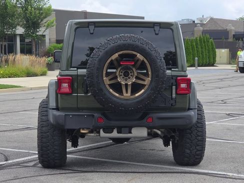 Used 2022 Jeep Wrangler Unlimited Rubicon w/ Trailer Tow Package AWD/4WD image 7