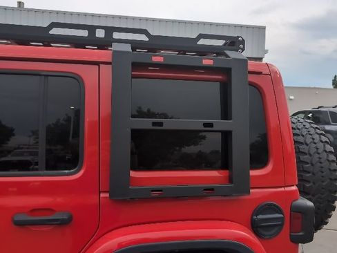 Used 2020 Jeep Wrangler Unlimited Rubicon AWD/4WD image 6