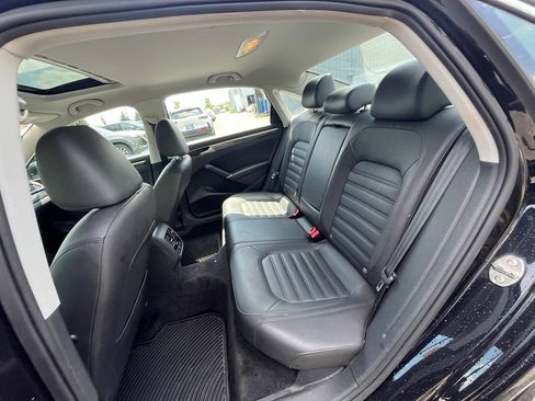 Used 2018 Volkswagen Passat 2.0T SEL Premium FWD image 24