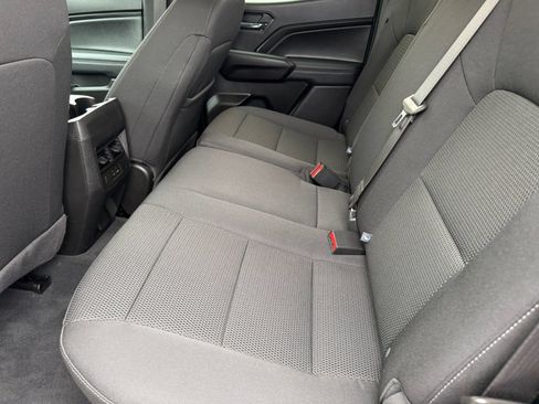 Used 2024 GMC Canyon Elevation w/ Convenience Package AWD/4WD image 17