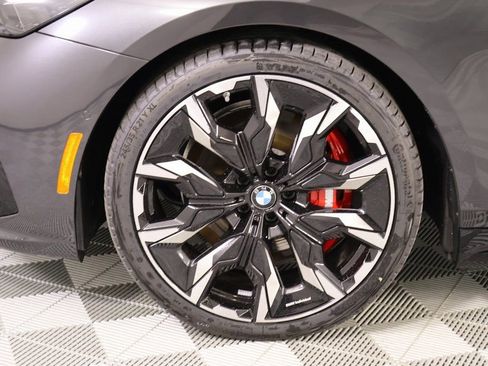 New 2026 BMW 540i xDrive w/ M Sport Package image 18