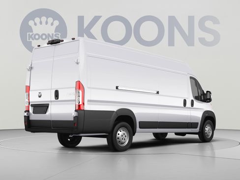 Used 2025 RAM ProMaster 3500 w/ Convenience Group FWD image 4