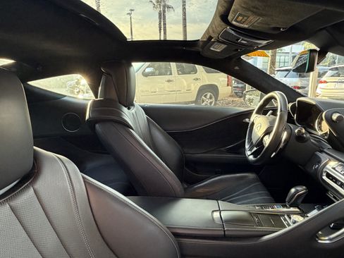 Used 2018 Lexus LC 500 Coupe w/ Touring Package RWD image 40