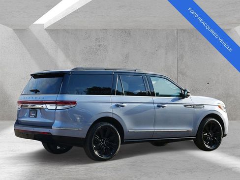 Used 2024 Lincoln Navigator Black Label AWD/4WD image 3