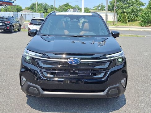 New 2025 Subaru Forester Touring image 5