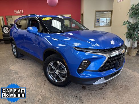 Used 2024 Chevrolet Blazer LT w/ Convenience Package AWD/4WD image 1