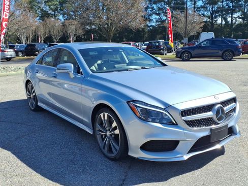 Used 2017 Mercedes-Benz CLS 550 4MATIC image 3