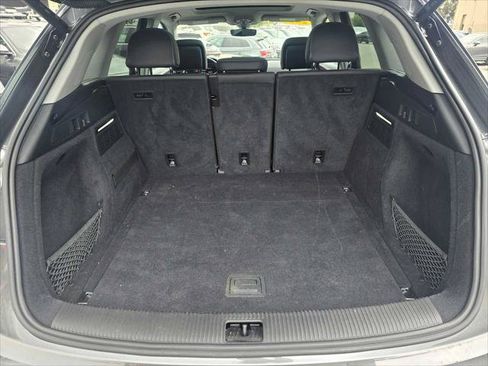 Used 2023 Audi Q5 2.0T Premium Plus w/ Premium Plus Package AWD/4WD image 14